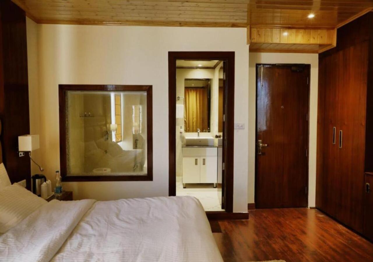 The Alpine Retreat Shimla Exterior photo