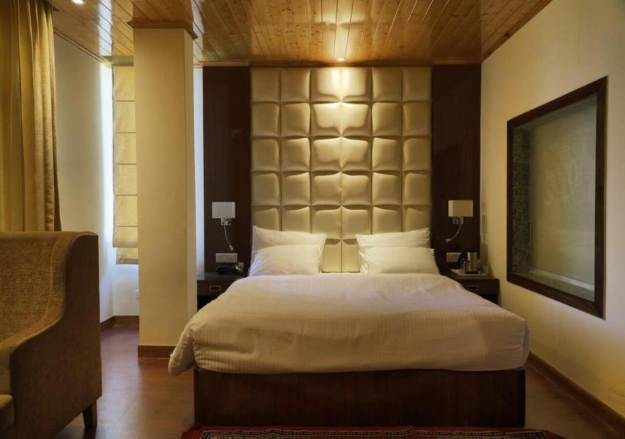 The Alpine Retreat Shimla Exterior photo